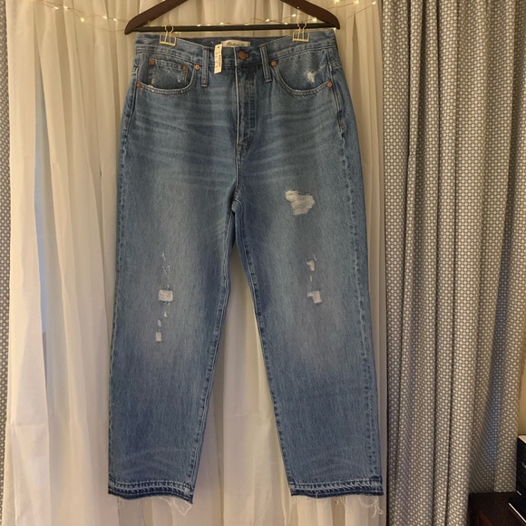 Madewell Denim - NWT Madewell Destructed Classic Straight Jean 31